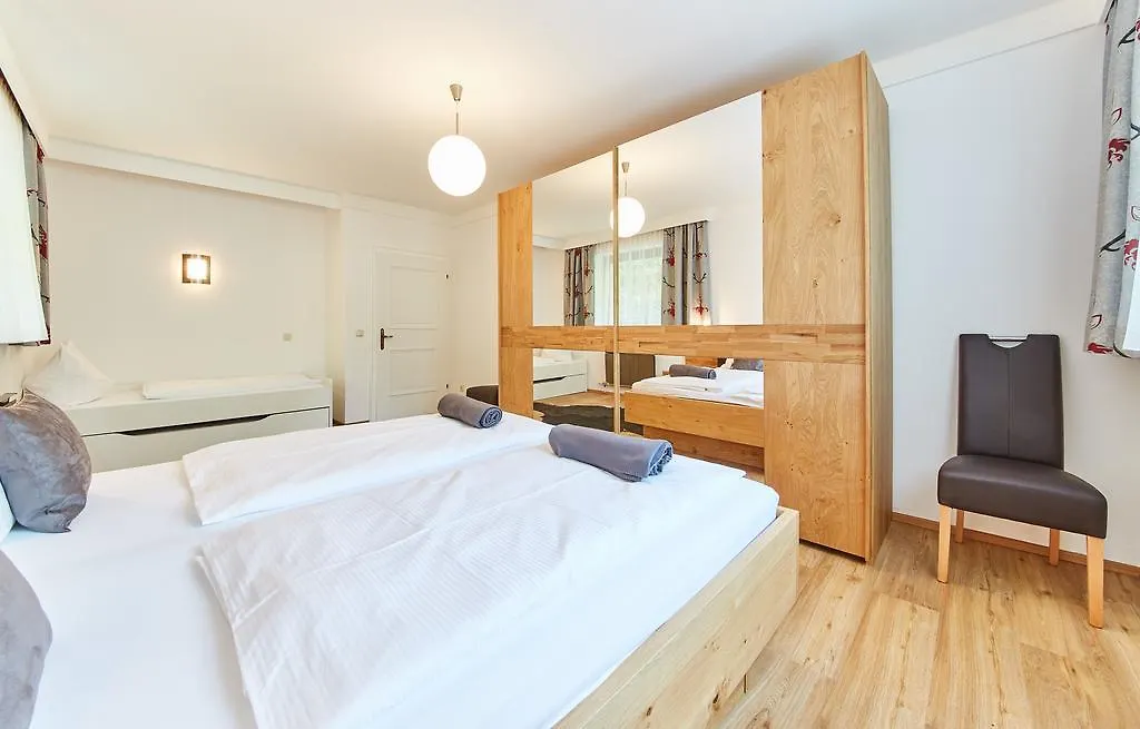 Appartements Haus Alexander Saalbach-Hinterglemm Apartment