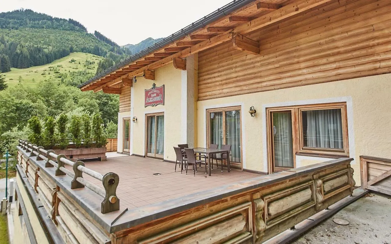 Appartements Haus Alexander Saalbach-Hinterglemm Apartment